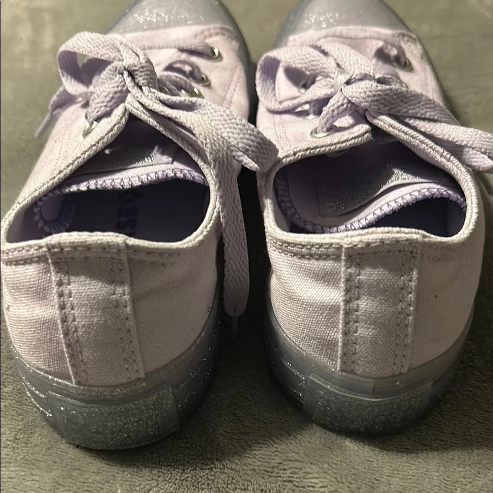 Converse Lavender Sneakers with silver Glitter Soles like new - Picture 4 of 7